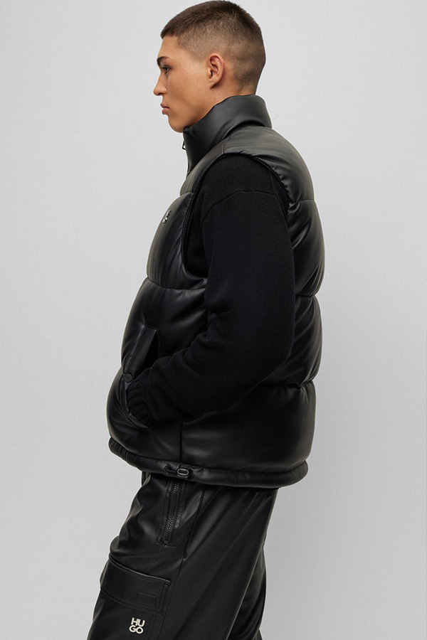 VEST HUGO - 001 BLACK